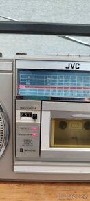 Radiomagnetofon JVC. - 7