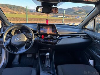 Toyota C-HR 1.8 hybrid - 7