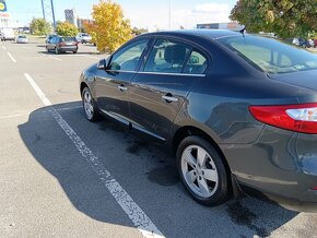 RENAULT FLUENCE - 7