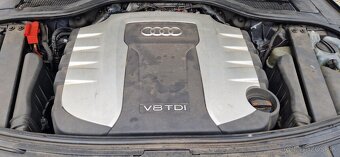 AUDI A8 4,2  V8  QUATTRO TIPTRONIC AUTOMAT - 7