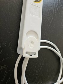 Prepäťová ochrana - predlžovačka Qoltec Power Strip 3680 W - 7