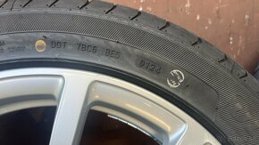 235/45 R17 - 7