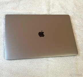 MacBook Pro 16” , Intel Core i7 - 7