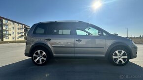 Volkswagen Touran Cross 1.4 TSI - 7