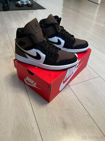 Nike Air Jordan 1 Mid Olive Toe - 7