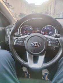 Kia ceed - 7