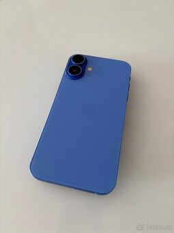 Predám iPhone XR - 7