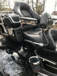 Predám Honda Goldwing GL1800 Trike - 7