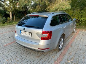 Octavia Combi 1.6 TDI 115k Style DSG EU6 - 7