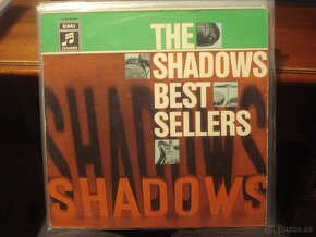 LP SEARCHERS EVERLY SHADOWS QUEEN TROGGS YARDBIRDS CARLISLE - 7