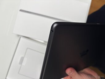 iPad 9 generácie 64gb - 7