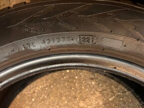 185/60R15 Nokian celoročné - 7