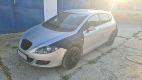 Seat Leon 1.6 i Havarovany - 7