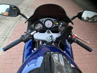 Suzuki sv650 - 7