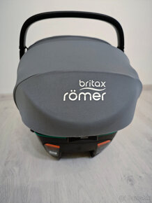 Britax Römer Baby-Safe 3 i-Size + základňa Britax Römer Flex - 7