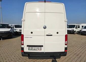 Volkswagen Crafter L3H2 7-miestne 2.0 TDi 140HP/EURO 6 - 7