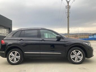 Volkswagen Tiguan Life 2.0 TDI DSG 4x4, 02/2023, 51228 km,OD - 7