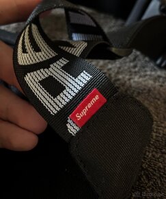 Supreme Waist Bag (ladvinka) SS18 nová - 7