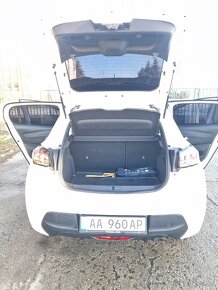 Peugeot 208 1.2 puretech 74 kW automat - 7