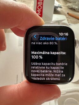 Apple Watch SE 44 mm - 7