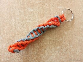 Kĺúčenka paracord DNA - 7