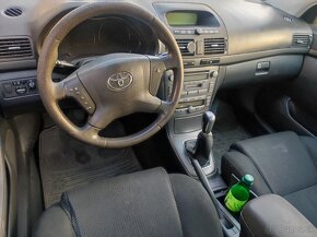 Predám vymením Toyota Avensis combi - 7