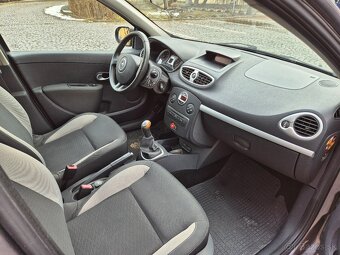 Renault Clio 1.2i - 7