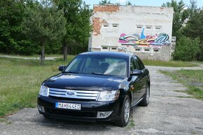 Ford Taurus, 196kw, 4X4 - 7