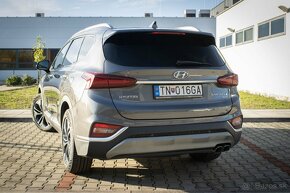 Hyundai Santa Fe Premium 2,2 CRDi 147kw 4x4 A/T8 7 MIEST - 7