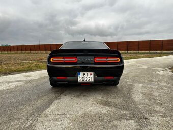 Dodge Challenger SRT Hellcat Widebody - 7