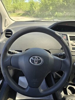 Toyota Yaris 1.33I, r.v. 2009, benzin, 74 kW, 207TKM, KLIMA - 7