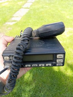 Predám vysielačky Kenwood do veterána - 7
