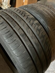 Continental 235/45 R17 - 7