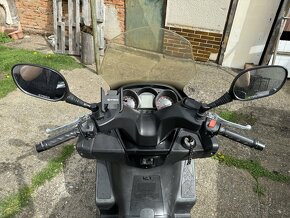 Kymco Downtown 300i - 7