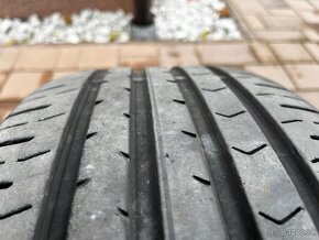 Predám pneu 215/55 R17 94W Continental ContiPremiumContact 5 - 7