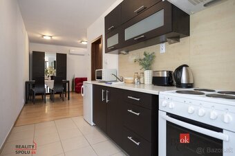 Exkluzívne na predaj apartmánový dom v centre Vyhní - 7