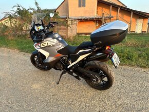 KTM Superadventure 1290 rocnik 2024 - 7