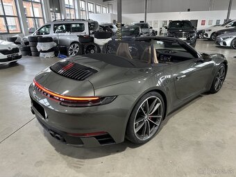 Porsche 992 911 - 7