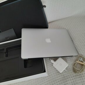 13" MacBook Air 2017 / intel core i5 / 8 Gb RAM/128 Gb SSD - 7