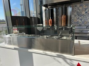 Na prenájom zariadený gastro priestor Mr. Gyros 50 m² BA - K - 7