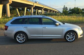 Škoda Octavia Combi facelift 2,0 TDI Style/Canton/ Top stav - 7