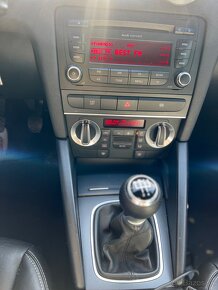 Predám audi a3   1.6i - 7