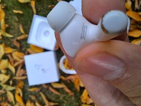 Apple AirPods pro (2.generacie) s MagSafe - 7