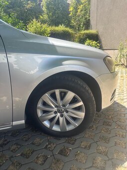 VOLKSWAGEN PASSAT B7 1.6TDI - 7