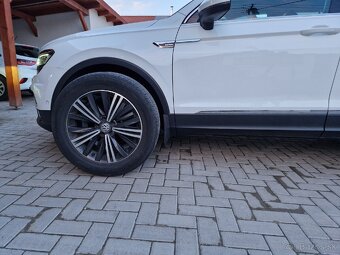 Volkswagen Tiguan Allspace 140kw DSG 4Motion - DPH - 7