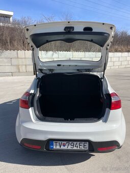 KIA RIO 1.25i - 7