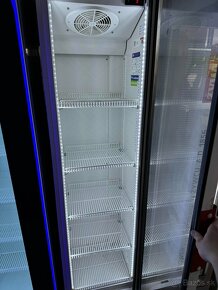 Prosklená chladicí lednice - 7