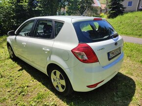 Kia Ceed 1,4 2010 - 7