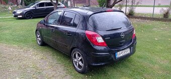 Opel Corsa D 1.2 benzín - 7