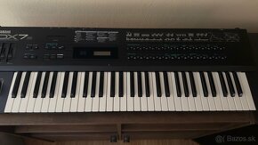 Yamaha DX7s - 7